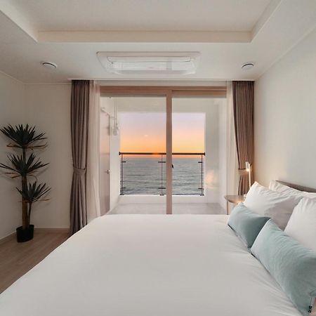 Urbanstay Sokcho Deungdae Beach Exterior foto